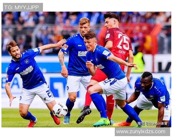 沙尔克04风头劲，连胜场场精彩绝伦